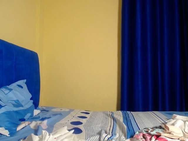 CumCloserr, live now on BongaCams