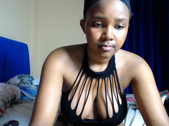 CumCloserr live cam on BongaCams