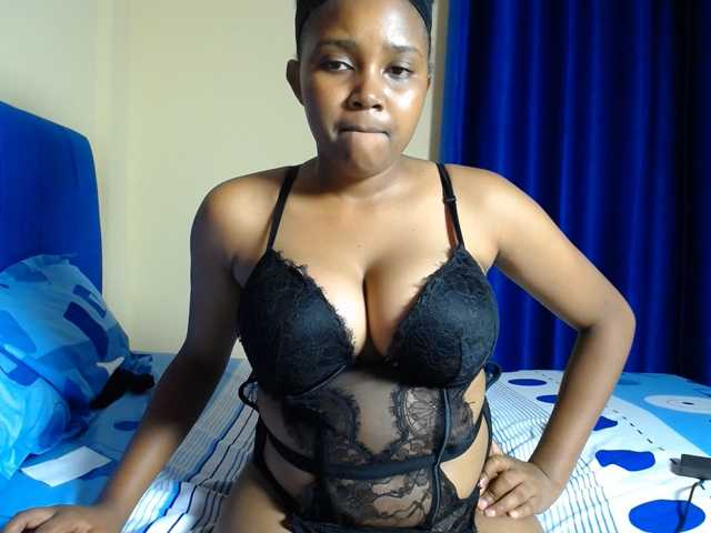 CumCloserr live cam on BongaCams