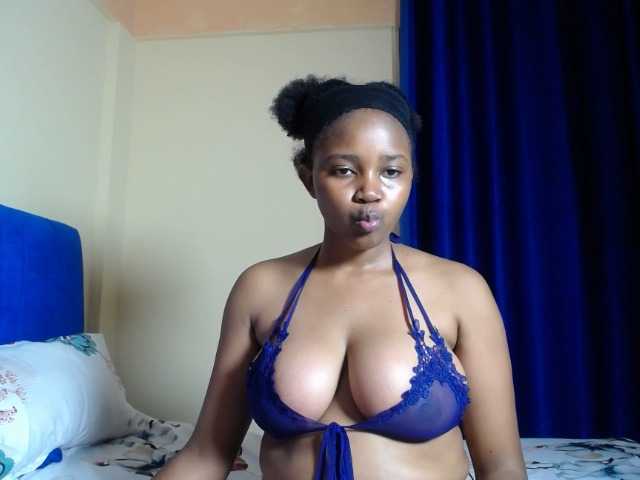 CumCloserr live cam on BongaCams