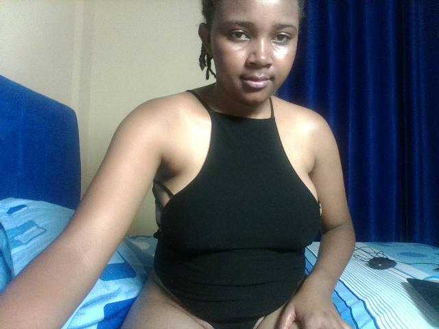 CumCloserr live cam on BongaCams