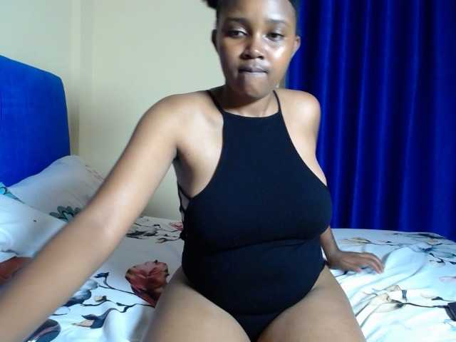 CumCloserr live cam on BongaCams