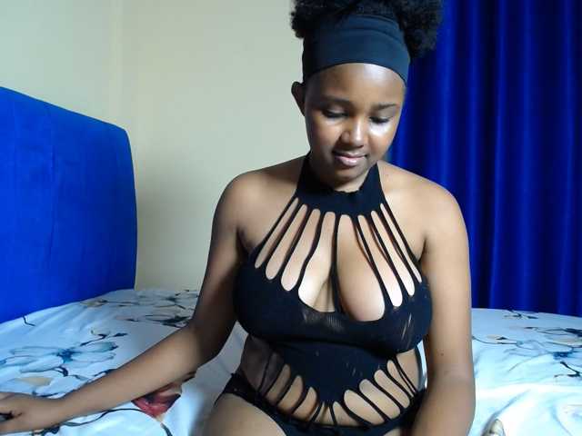 CumCloserr live cam on BongaCams