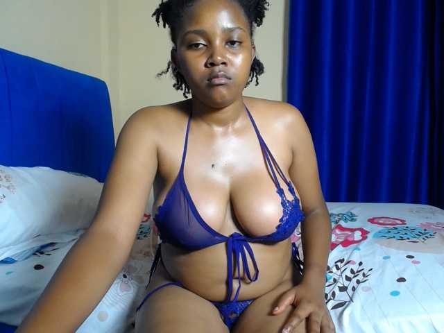 CumCloserr, en directo ahora en BongaCams