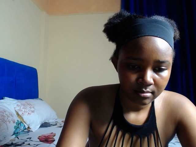 CumCloserr live cam on BongaCams