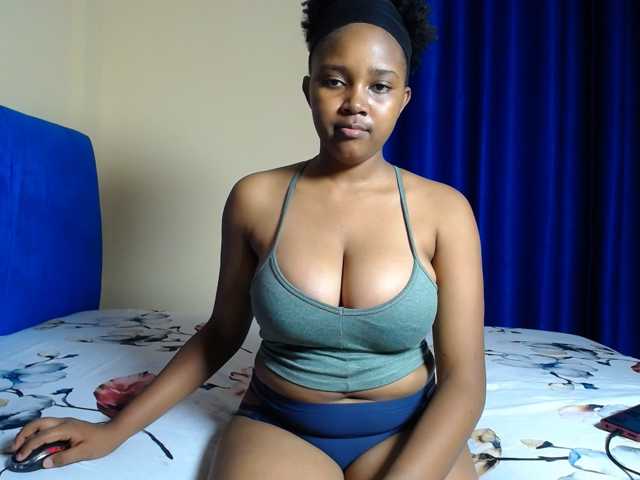 CumCloserr live cam on BongaCams