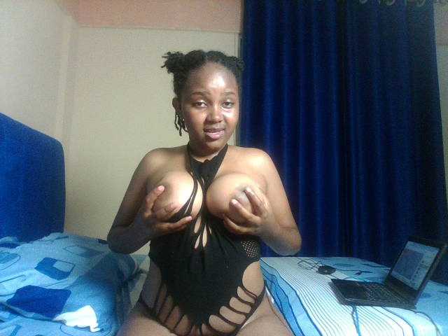 CumCloserr live cam on BongaCams