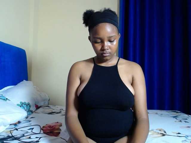 CumCloserr live cam on BongaCams