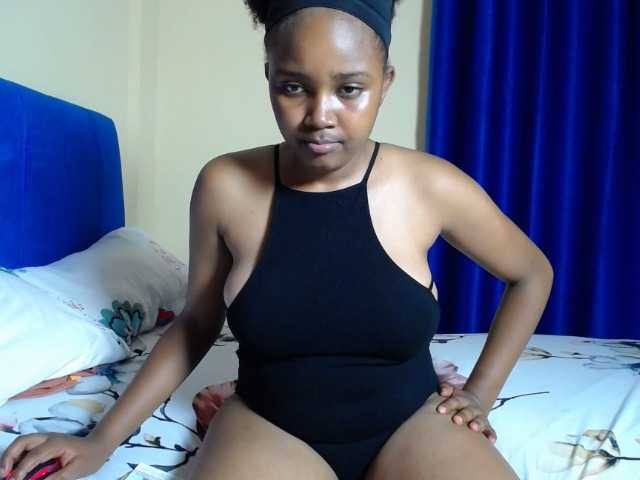 CumCloserr live cam on BongaCams
