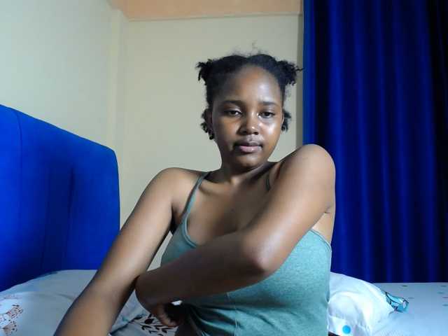 CumCloserr live cam on BongaCams