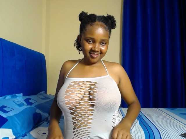 CumCloserr live cam on BongaCams