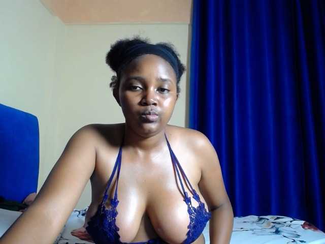 CumCloserr live cam on BongaCams