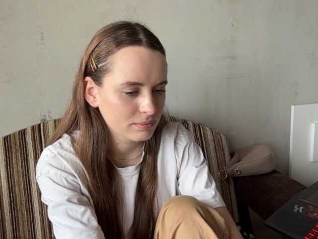 OliviaMir webcam