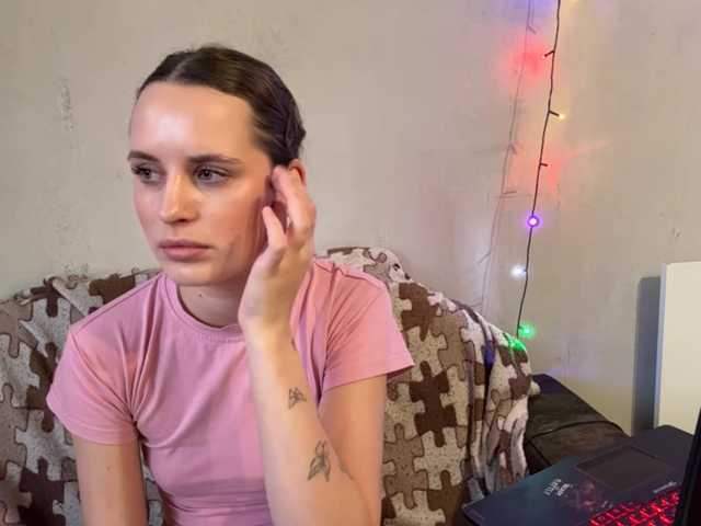 OliviaMir live cam on BongaCams