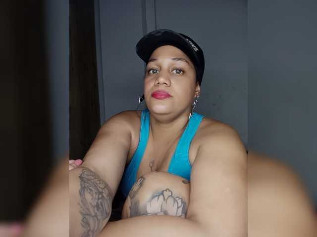 Misteriolatinaco, en directo ahora en BongaCams