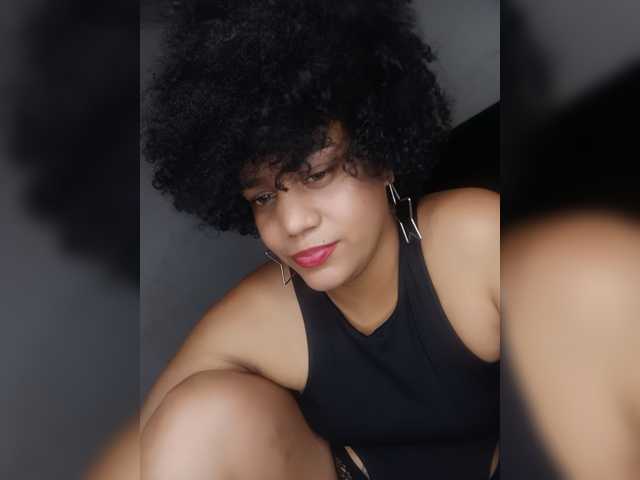 Misteriolatinaco, en vivo ahora en BongaCams