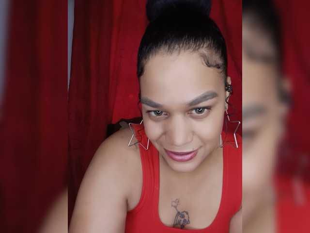 Misteriolatinaco, en directo ahora en BongaCams