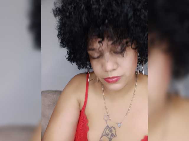 Misteriolatinaco live cam on BongaCams