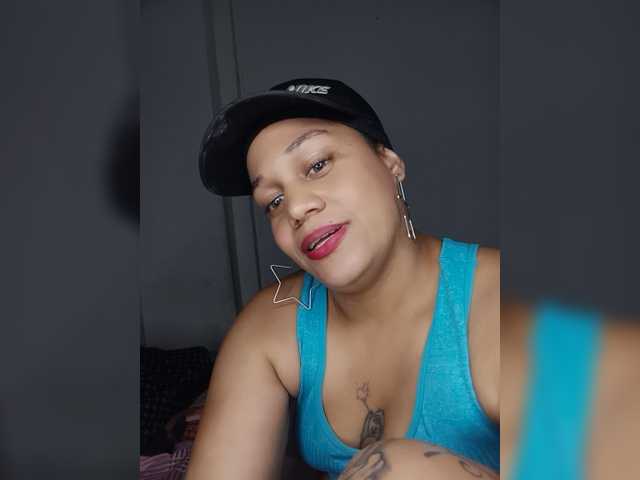 Misteriolatinaco, en directo ahora en BongaCams