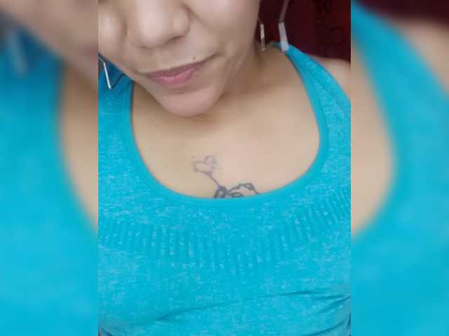 Misteriolatinaco live cam on BongaCams