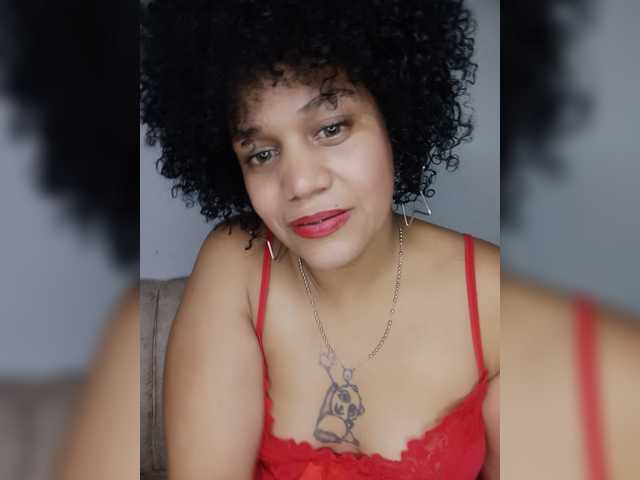 Misteriolatinaco, en vivo ahora en BongaCams