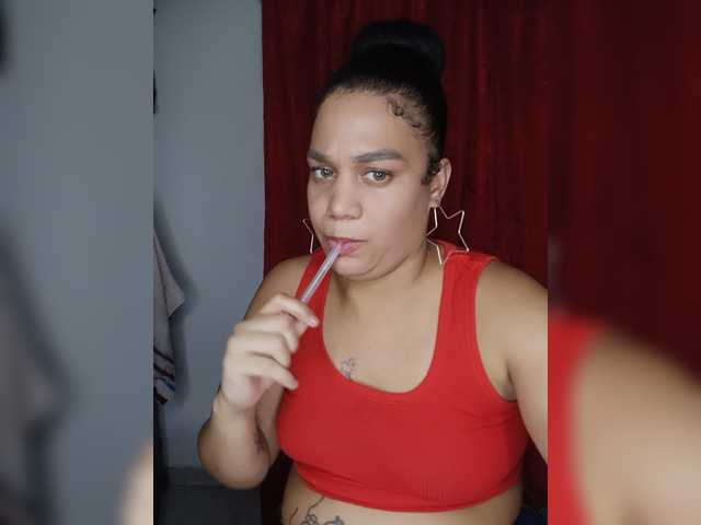 Misteriolatinaco, en directo ahora en BongaCams