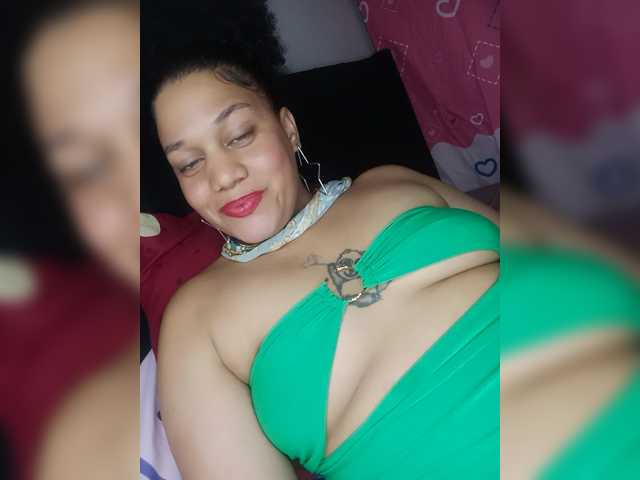 Misteriolatinaco live cam on BongaCams