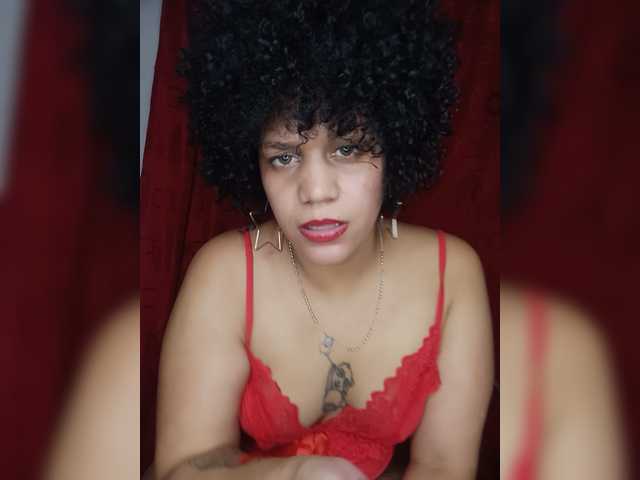 Misteriolatinaco live cam on BongaCams
