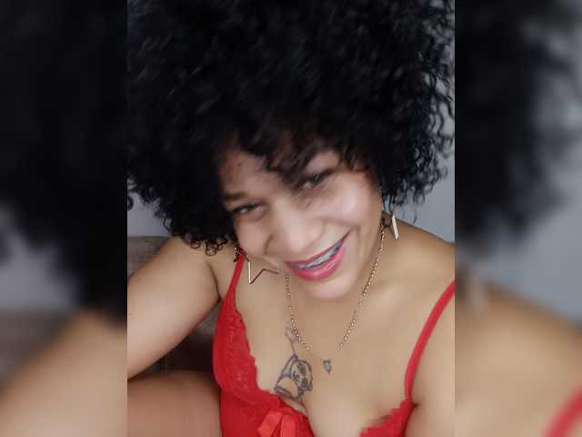 Misteriolatinaco live cam on BongaCams