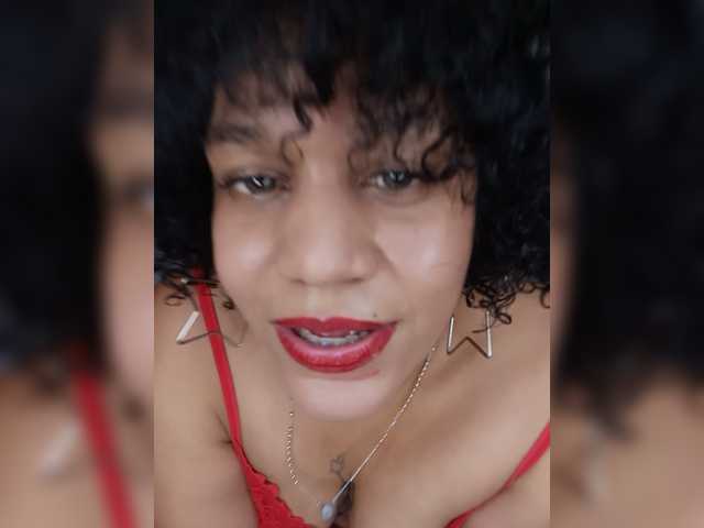 Misteriolatinaco, en vivo ahora en BongaCams