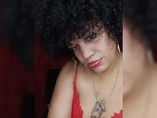 Misteriolatinaco, en vivo ahora en BongaCams
