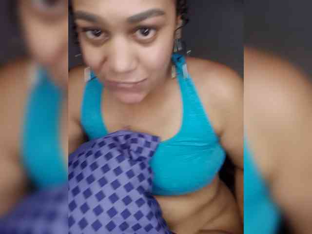 sweet_dulceangel's live room