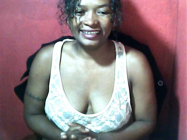Sexygirl11 live cam on BongaCams