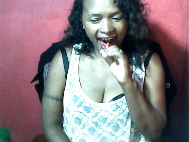 Sexygirl11 live cam on BongaCams