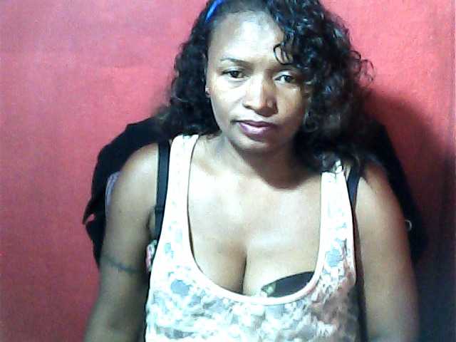 Sexygirl11 live cam on BongaCams