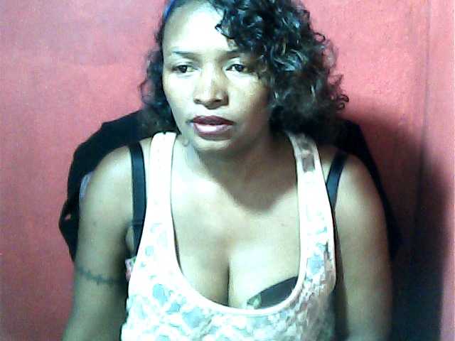 Sexygirl11 live cam on BongaCams