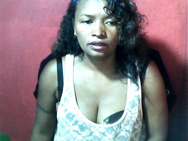 Sexygirl11 live cam on BongaCams