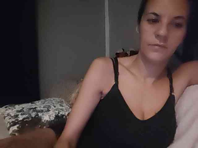 Model: naughtynypho26