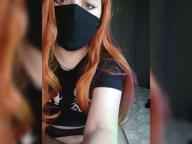 Tvoya_Lilith live cam on BongaCams