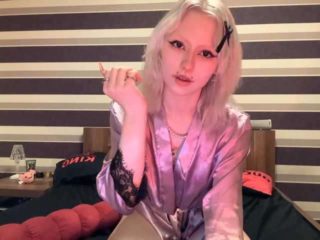 PaleSuccubus live cam on BongaCams
