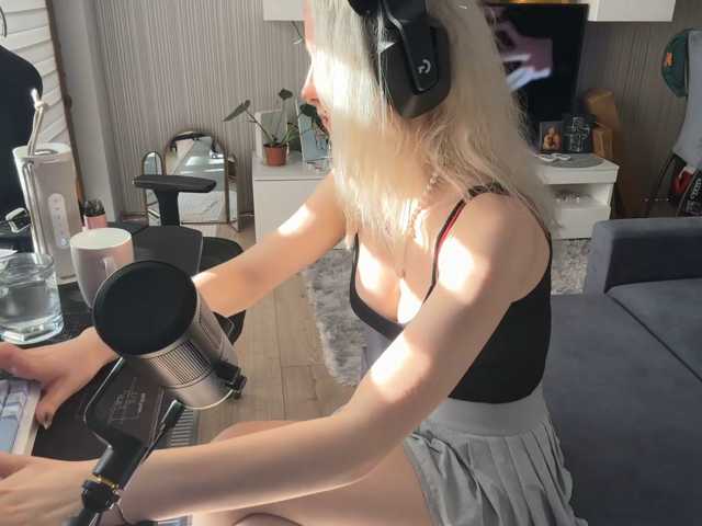 PaleSuccubus, en directo ahora en BongaCams