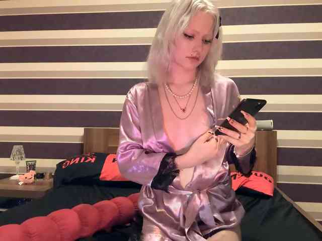 Model: PaleSuccubus