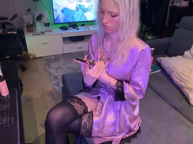PaleSuccubus