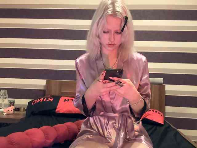 Model: PaleSuccubus
