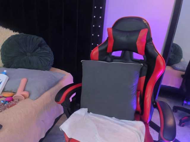 PaulinaLuxx live cam preview