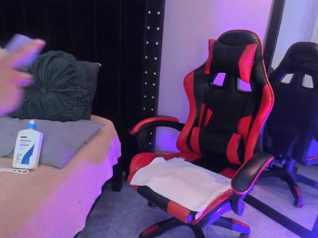 PaulinaLuxx live cam preview