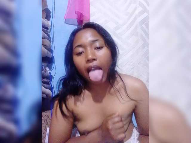 Catherina1504 live cam on BongaCams