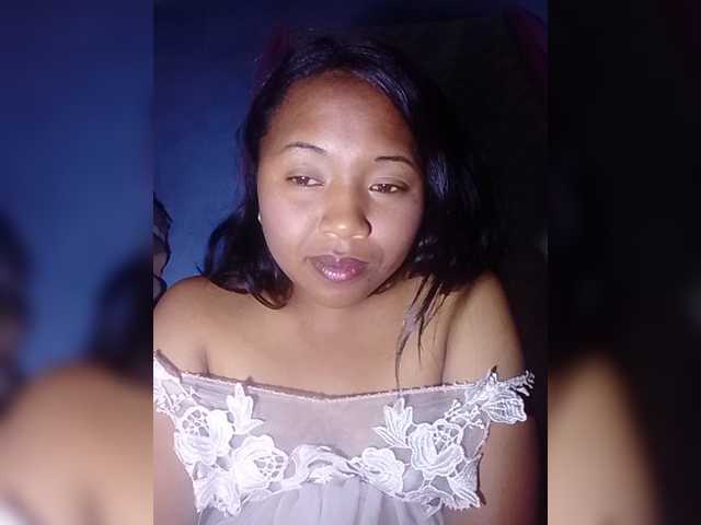 Catherina1504 live cam on BongaCams