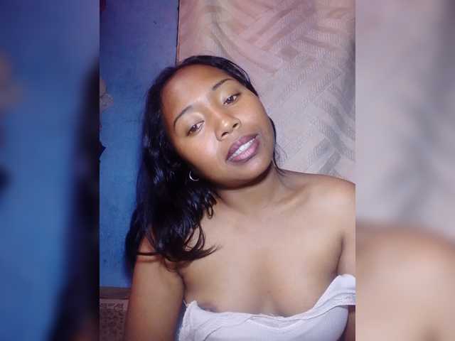 Catherina1504 live cam on BongaCams