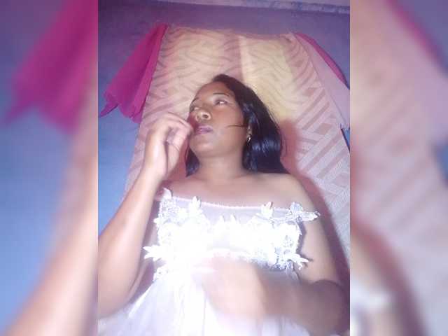 Catherina1504 live cam on BongaCams